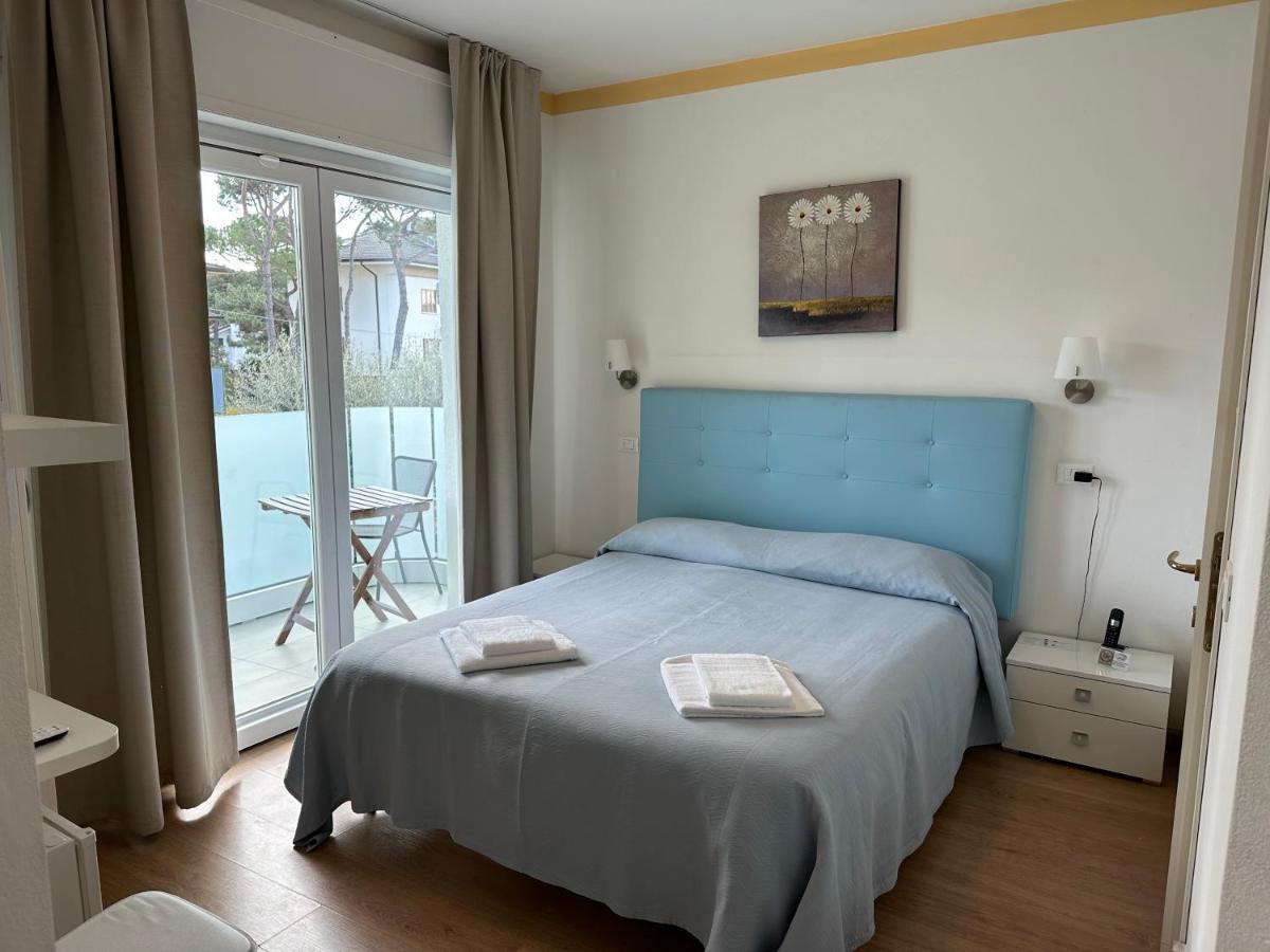 Hotel Irene Λινιάνο Σαμπιαντόρο Εξωτερικό φωτογραφία