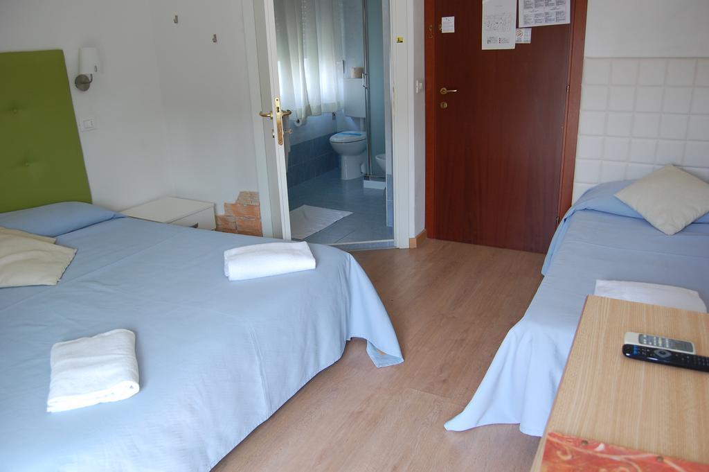 Hotel Irene Λινιάνο Σαμπιαντόρο Εξωτερικό φωτογραφία