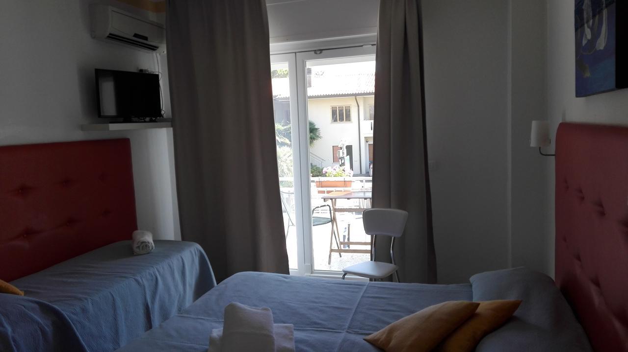 Hotel Irene Λινιάνο Σαμπιαντόρο Εξωτερικό φωτογραφία
