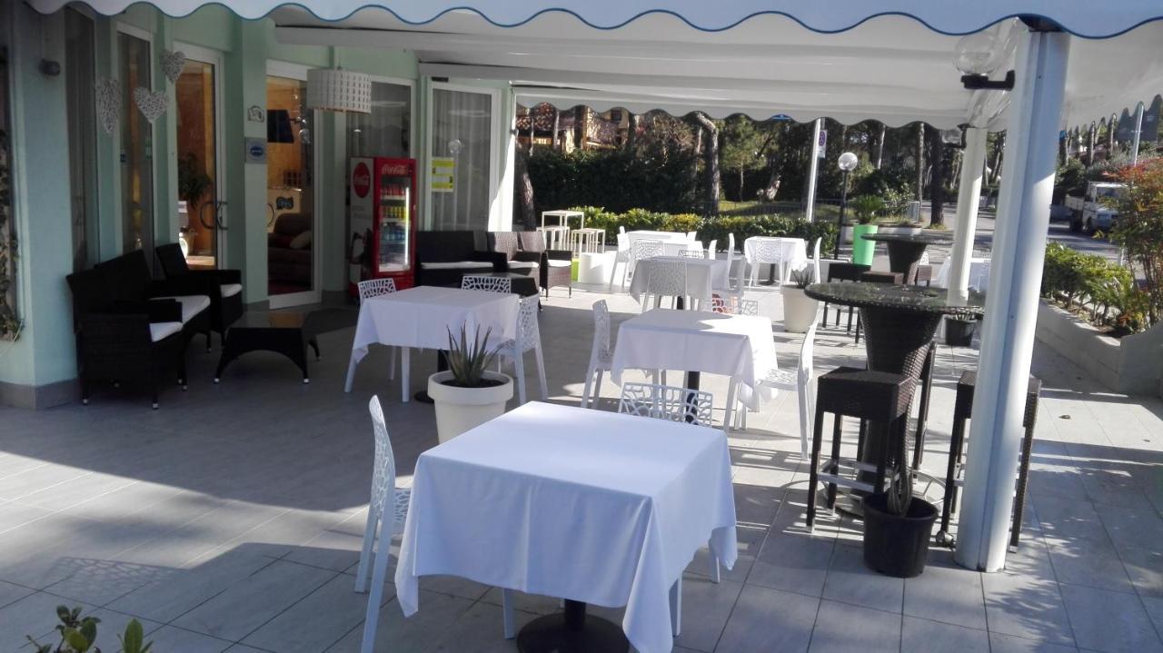 Hotel Irene Λινιάνο Σαμπιαντόρο Εξωτερικό φωτογραφία