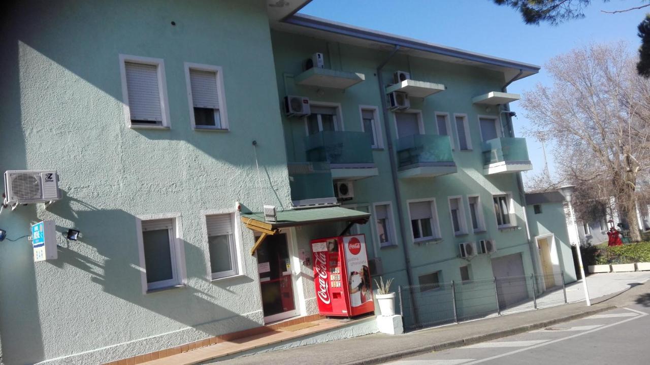 Hotel Irene Λινιάνο Σαμπιαντόρο Εξωτερικό φωτογραφία